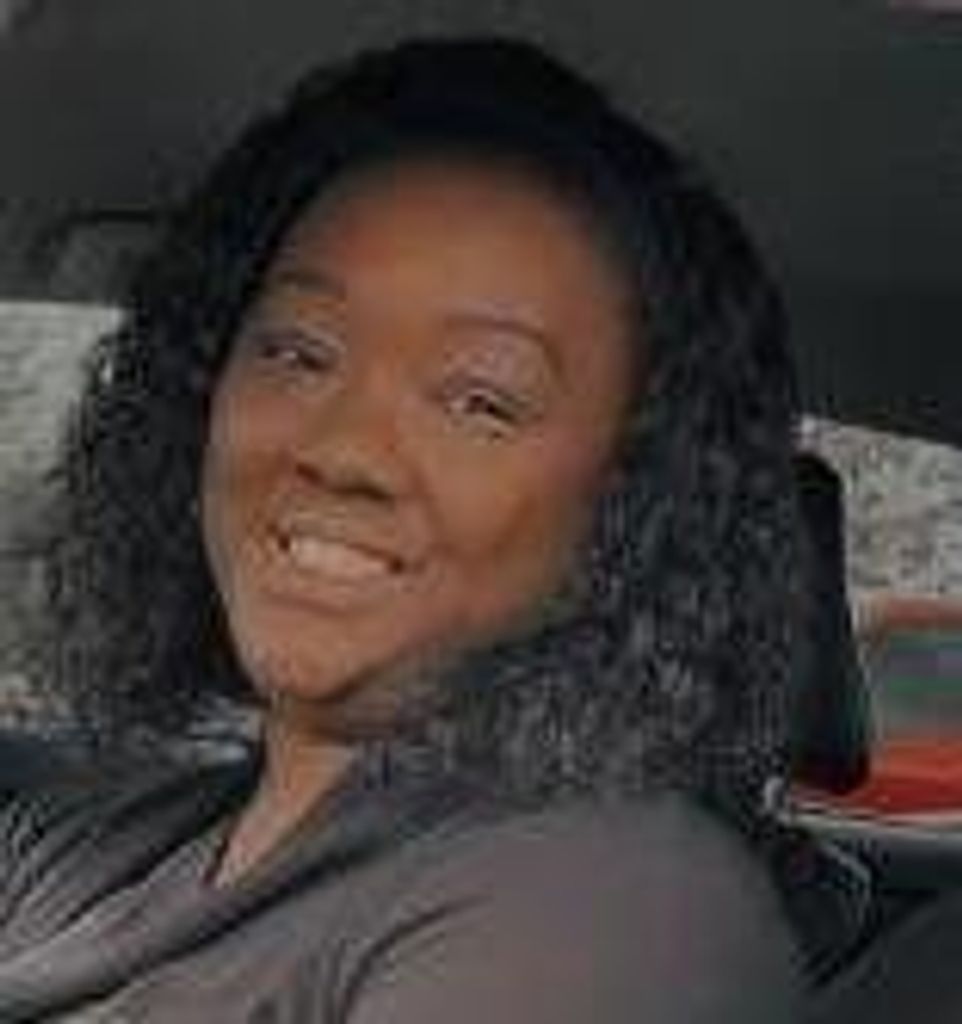 Ms. Jamavis Larese Holmes