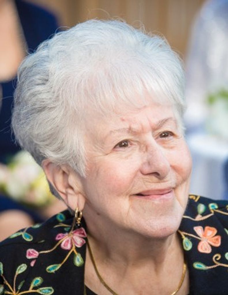 Dolores (Almeida)  Costa