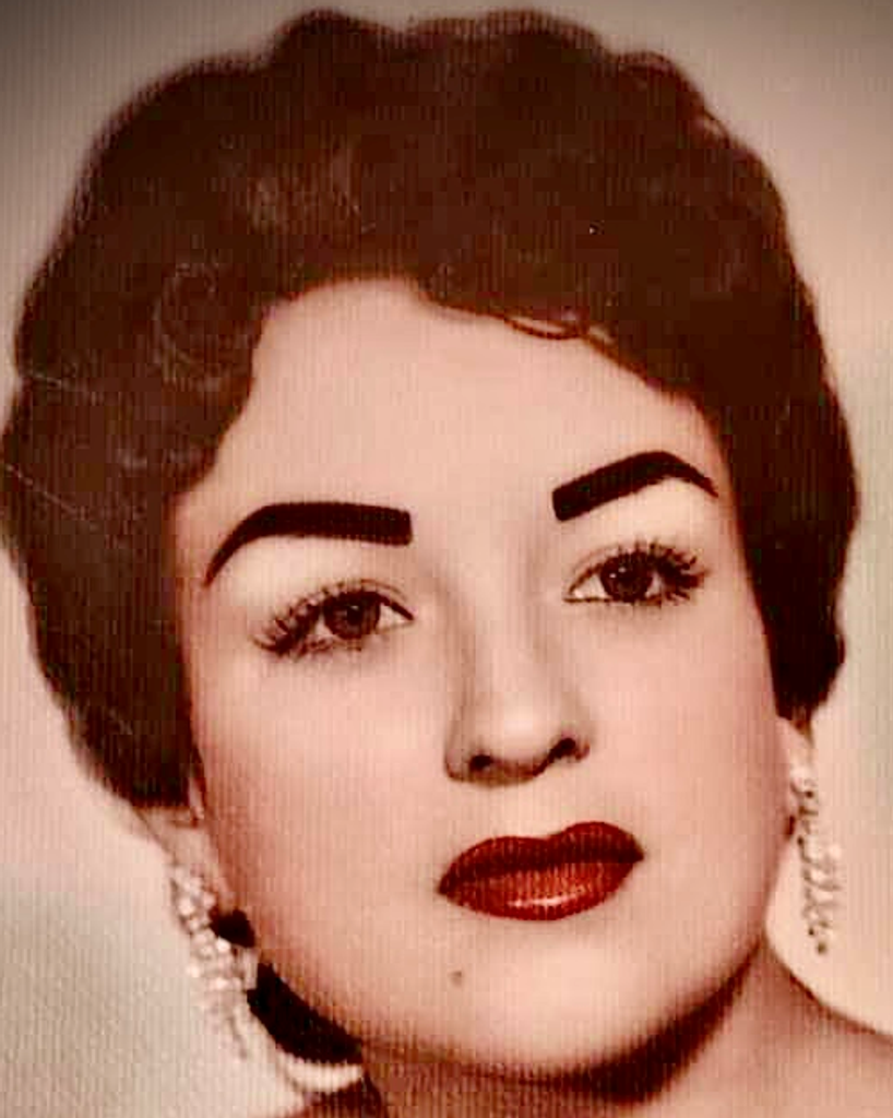 Carolina Esquivel
