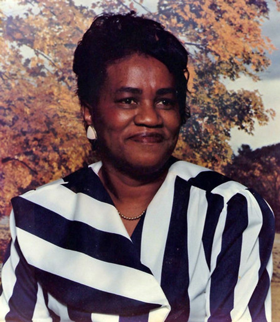 Elizabeth Ingram Profile Photo