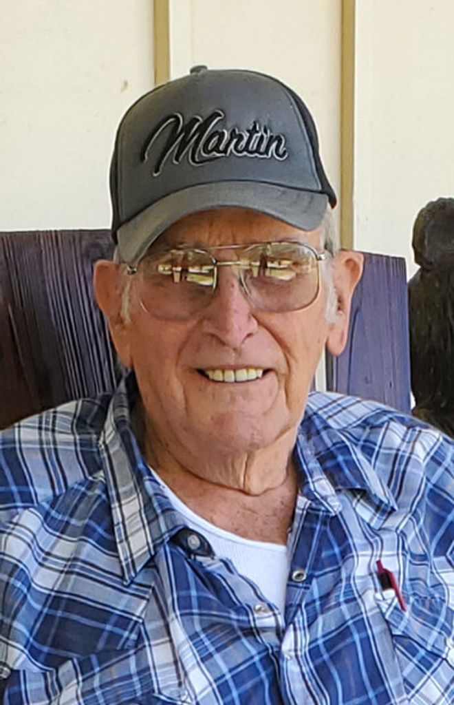 De "Gene" Martin Profile Photo