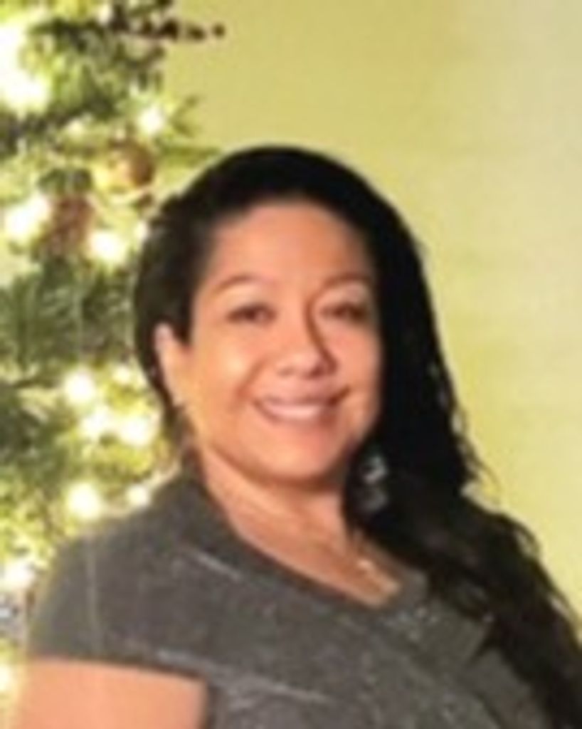 Rocio Marie Rios Profile Photo