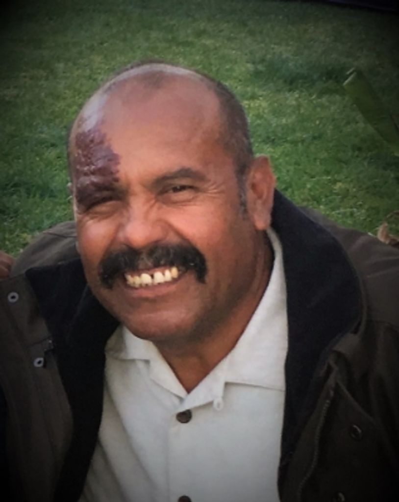 Alejandro Aguirre Profile Photo