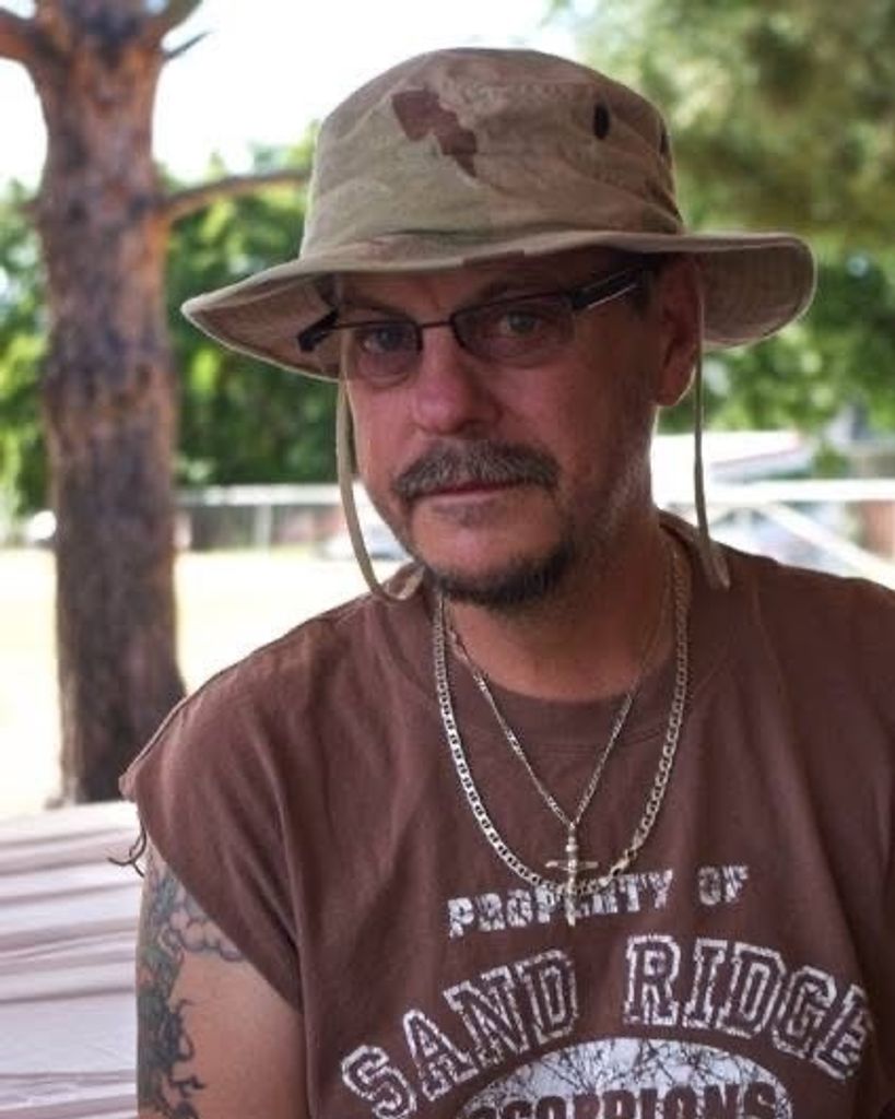 Dennis David Carr Profile Photo