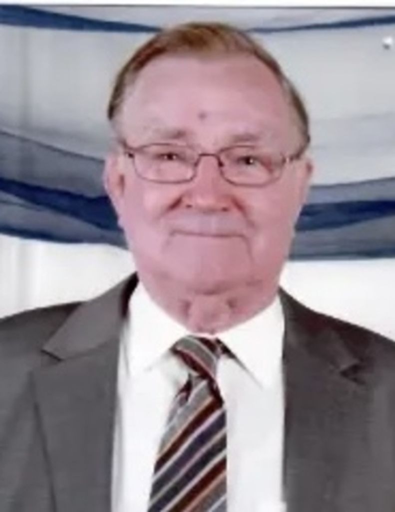 Roy Chapman Profile Photo