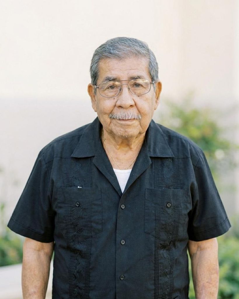 Frank V De Los Santos