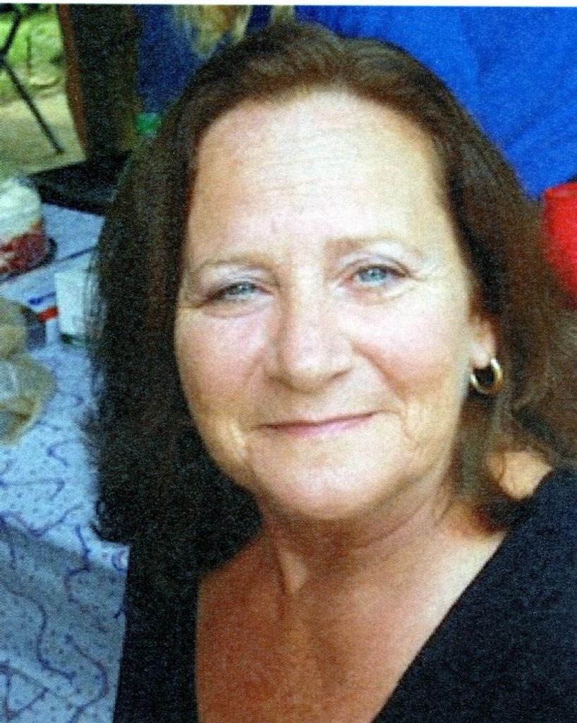 Rebecca Lynn Arnett Profile Photo