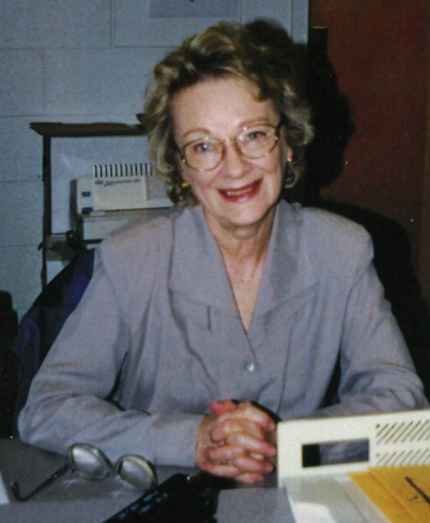 Carolyn Ray Wiley