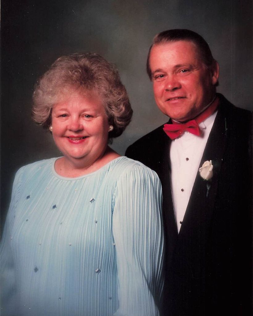 Sue Ellen Thesing Profile Photo