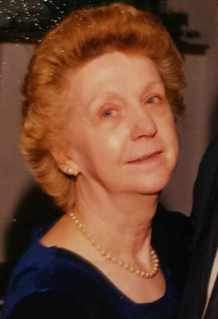 Antoinette "Toni" Deron Profile Photo