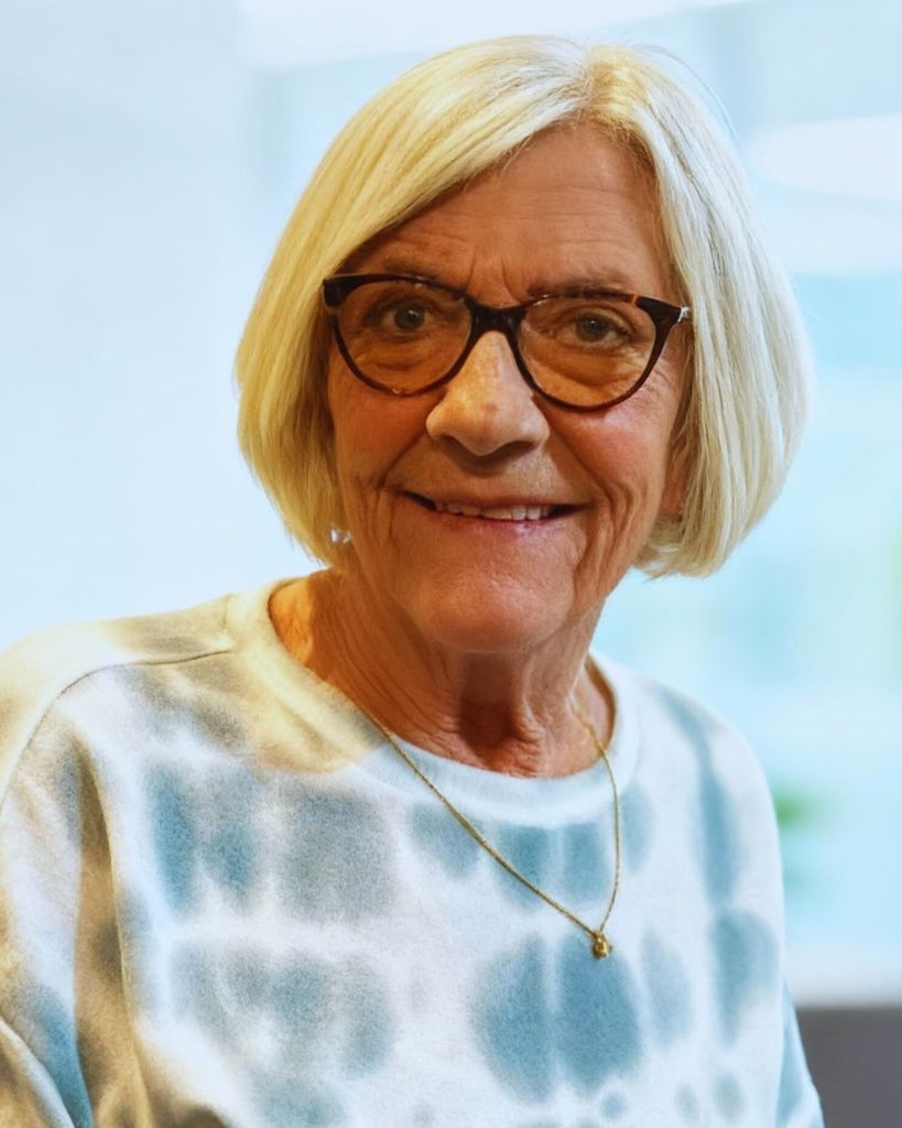 Sallie Hallam Tomaszewski Profile Photo