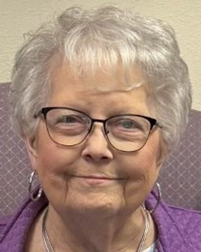 Lucille L Watts's obituary image
