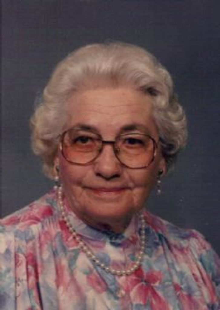 Lillie Ptacek Profile Photo