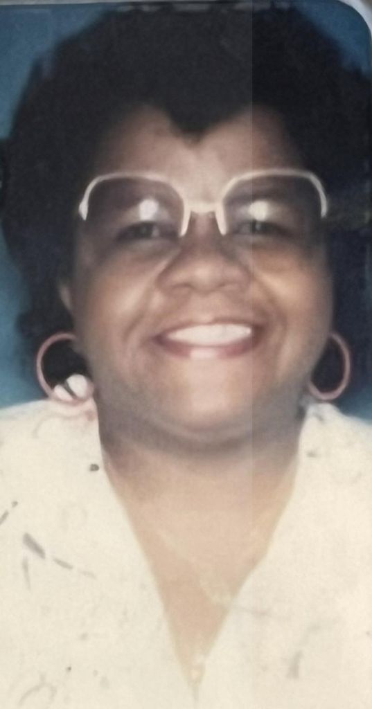 Shirley Ann Savoy Profile Photo