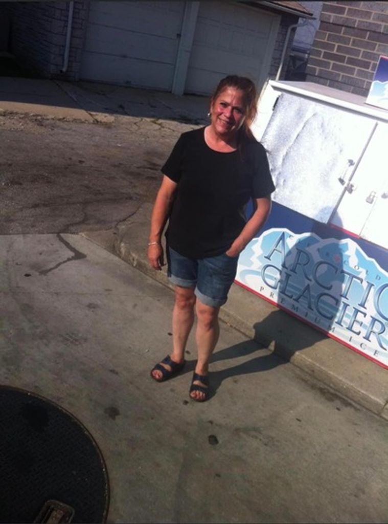Laura Marie Brzycki Profile Photo