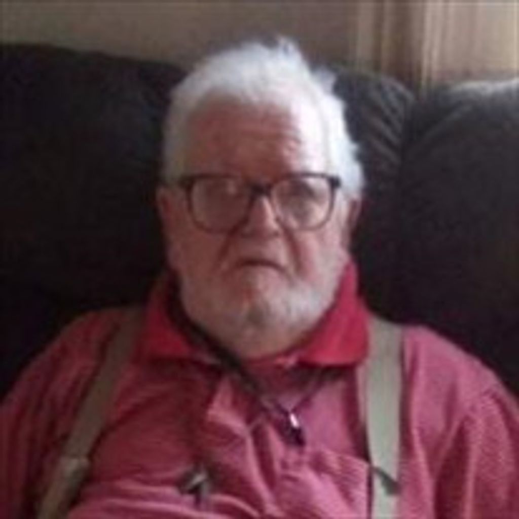 Raymond P Paquette, Sr