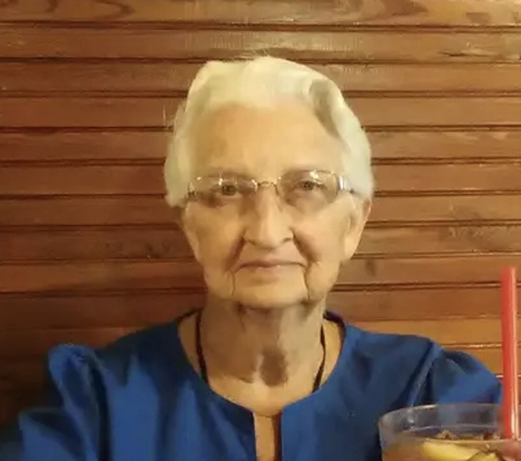 Mary Lou Harris