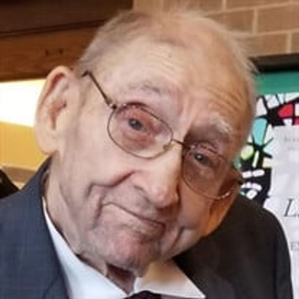 Milton Hull