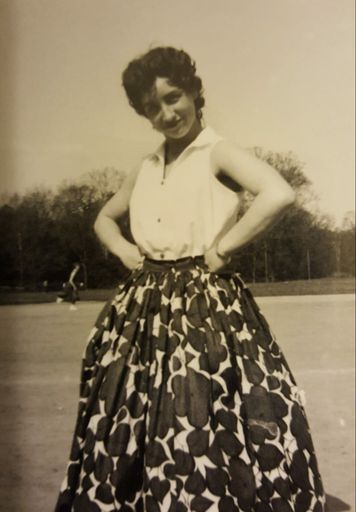 Carolynn Sue (Atwell)  Leeds photo gallery thumbnail 131 of 179
