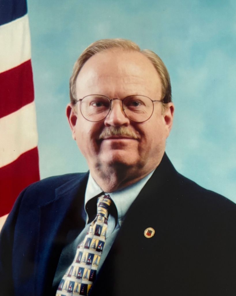 Angus G. Llewellyn Profile Photo