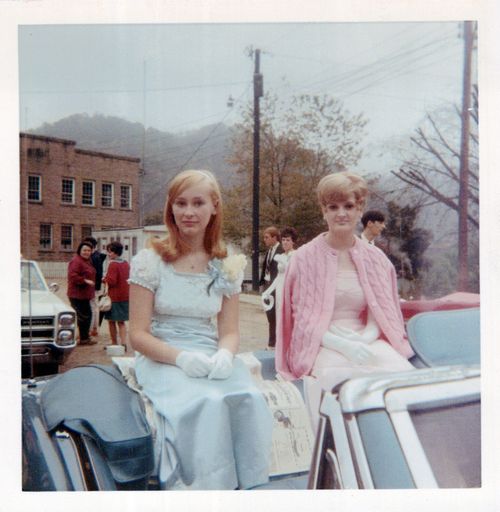 Deanna (Hoskins)  Douglas photo gallery thumbnail 18 of 140