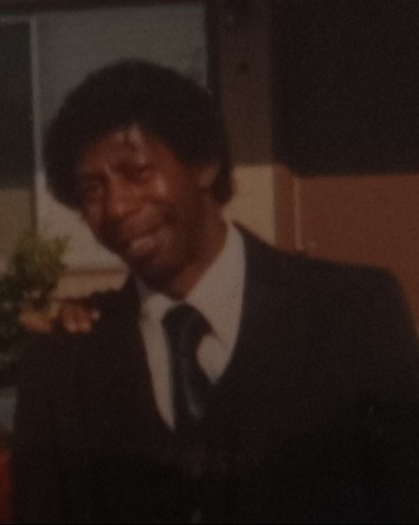 Reginald Jones Profile Photo