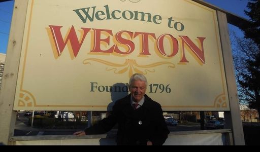 Michael J. McDonald photo gallery thumbnail 36 of 37