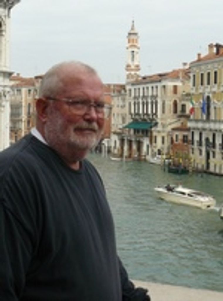Stephen J Mintz