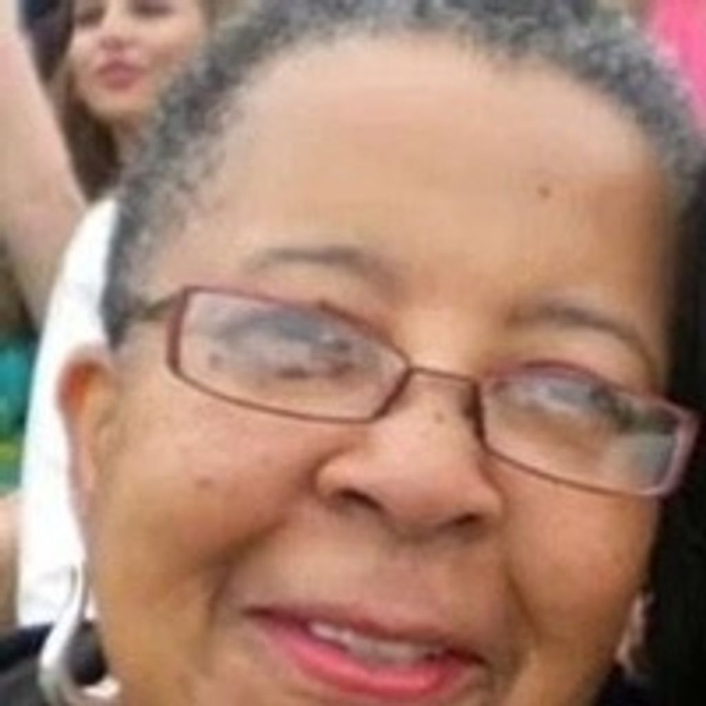 Gretchen Maria Davis