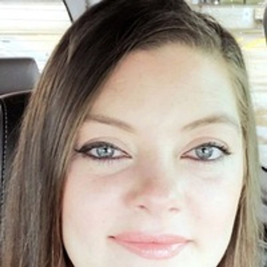 Sarah Lacey Marie Manz