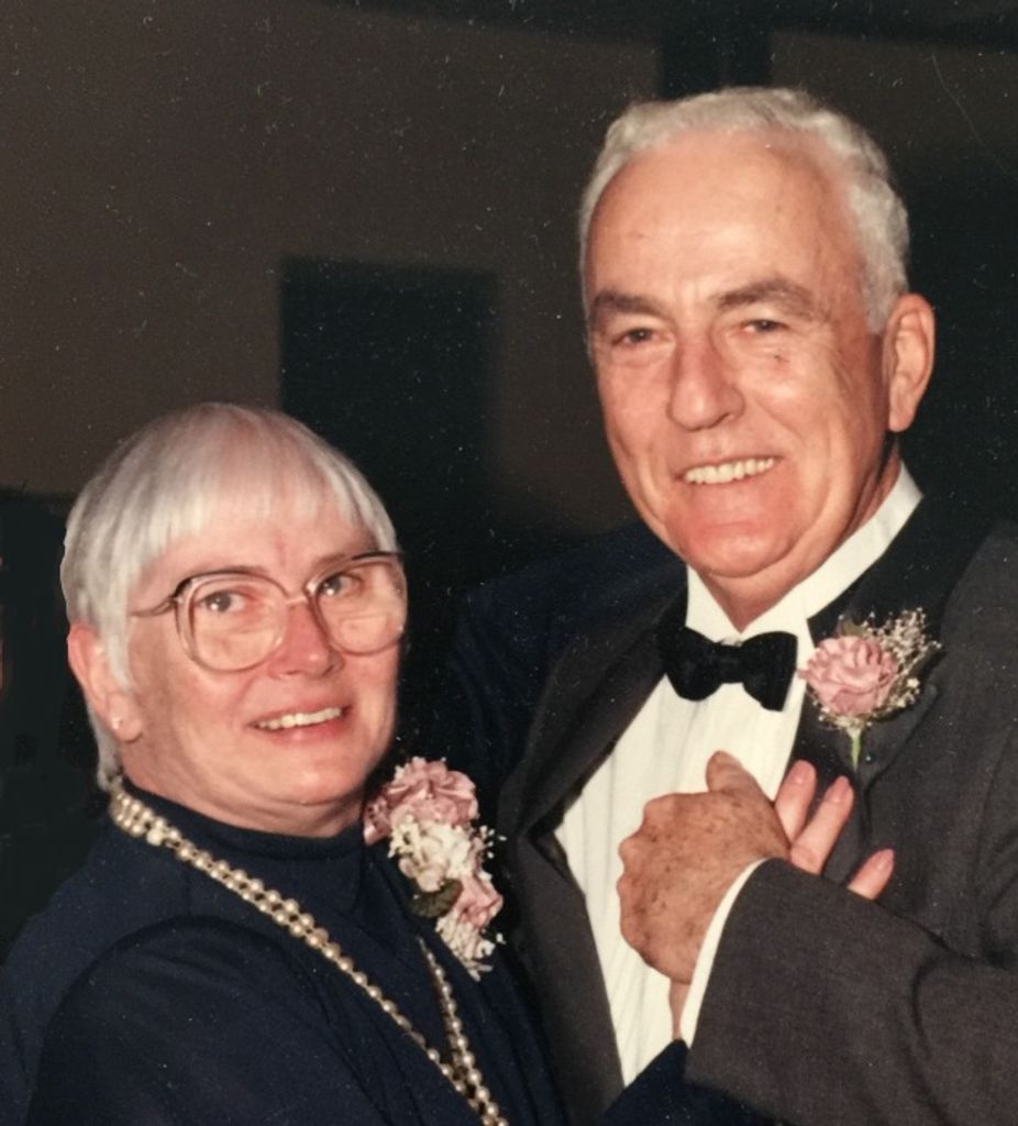 Lois (Oliver)  Murphy