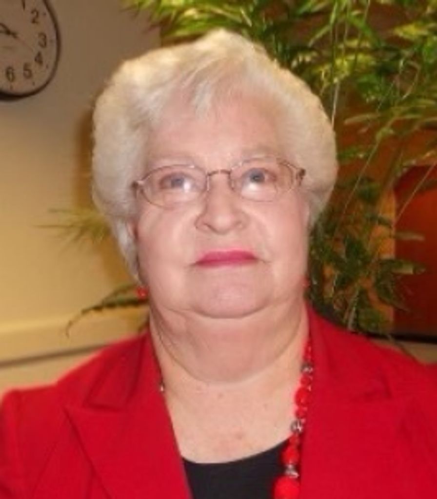 Elizabeth 'Betty' Clamp (Alewine)