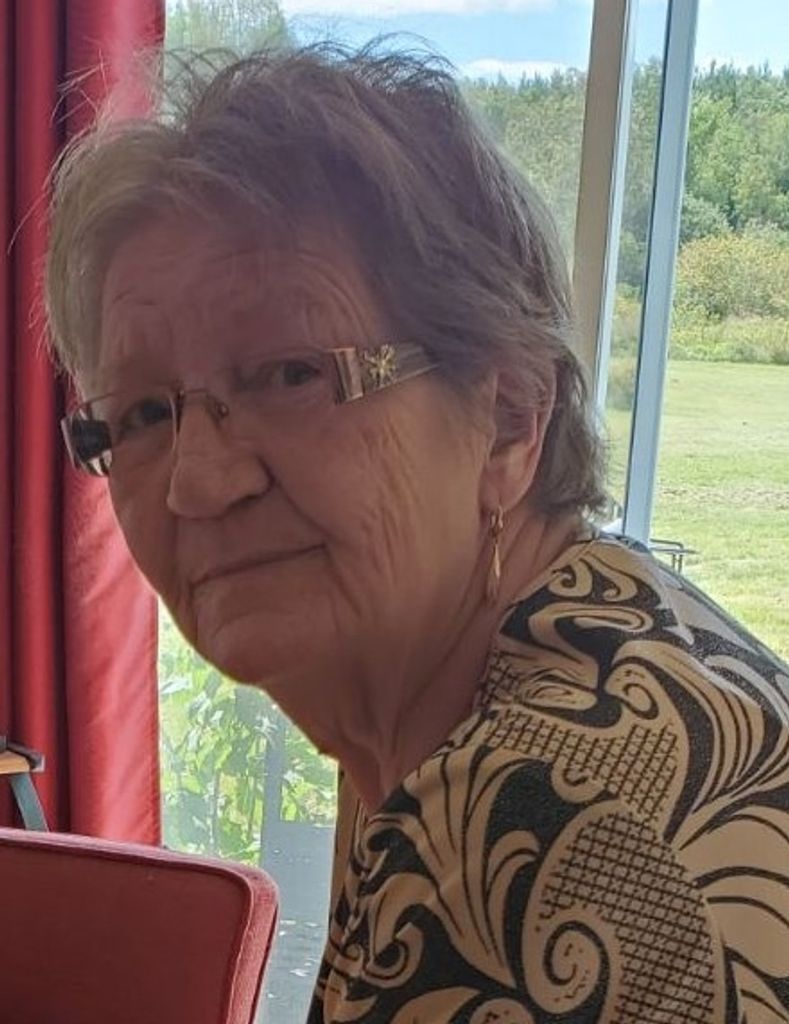 Helen Darlene  Oplihant Profile Photo