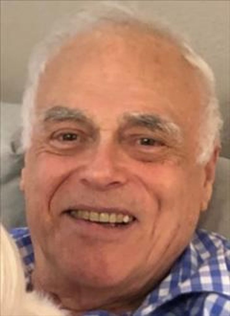 Hillel Ofek Profile Photo