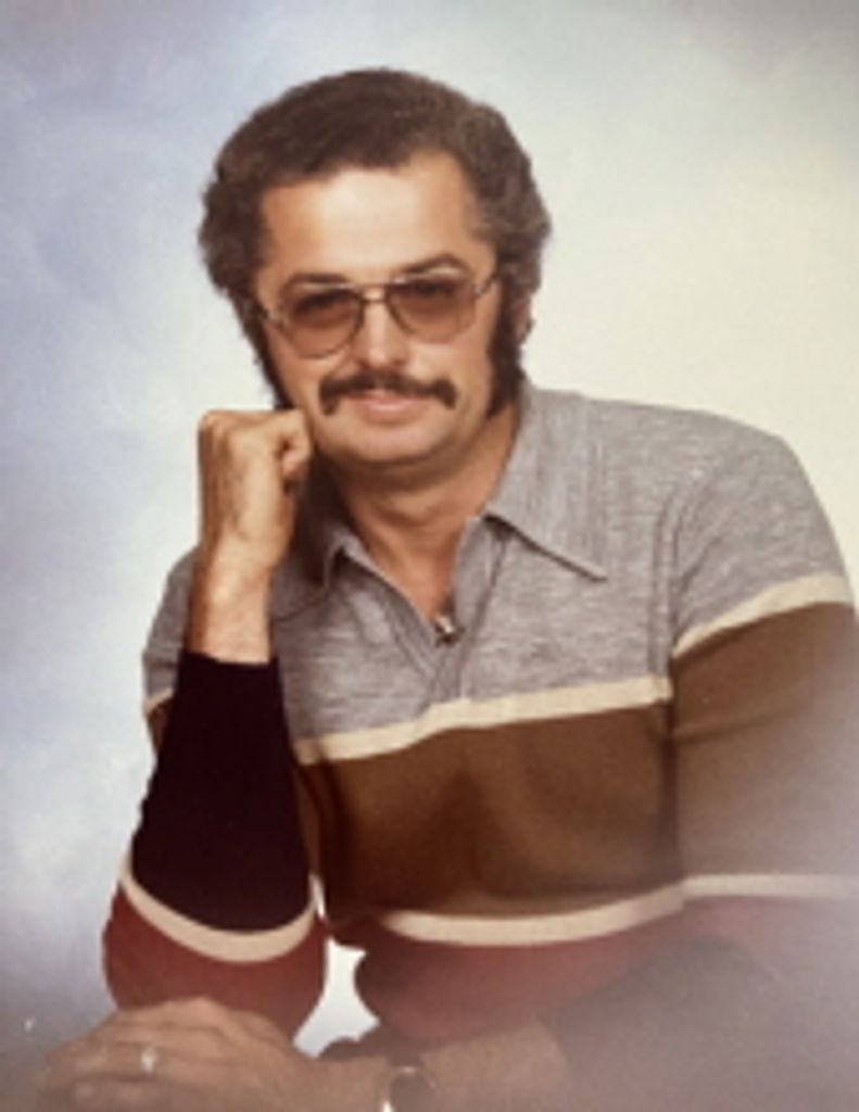 Michael Henry Flamingo Profile Photo