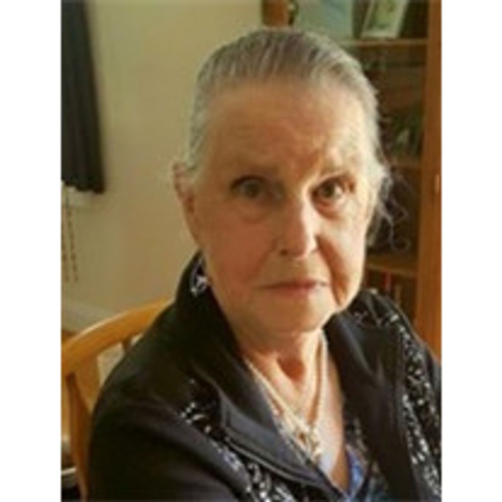 Doris E. Paquin