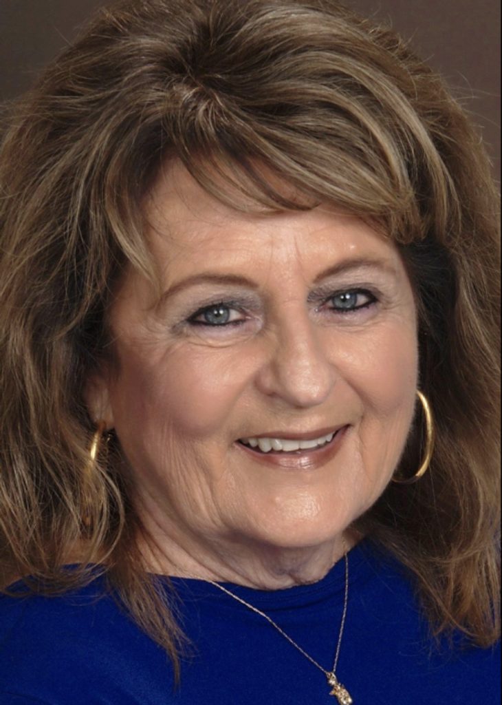 Margaret "Peggy" (Harris)  Hall