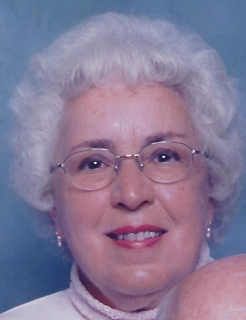 Lorena Mazer (Hebrank) Mazer Profile Photo