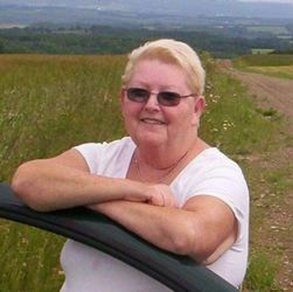 Joanne April Pratt Profile Photo