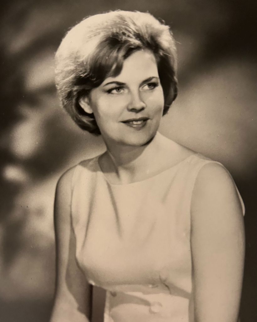 Joan Patterson Profile Photo