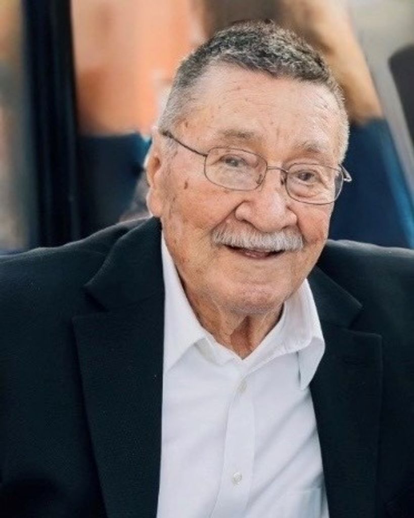 Alberto J. Hollingsworth Profile Photo