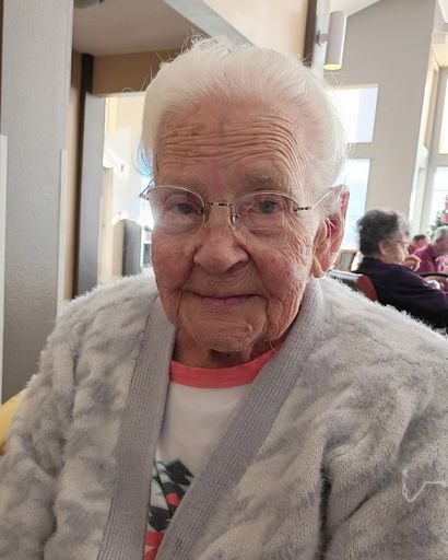 Gladys Clarke's obituary image