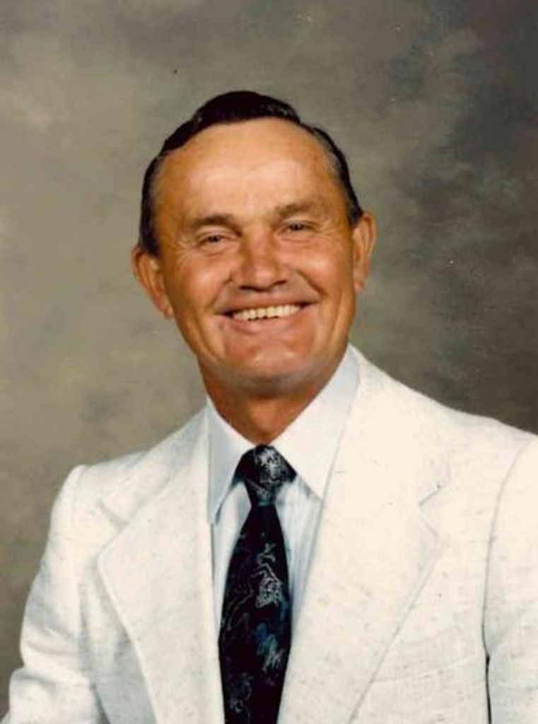 William "Bill" Hellyer Profile Photo