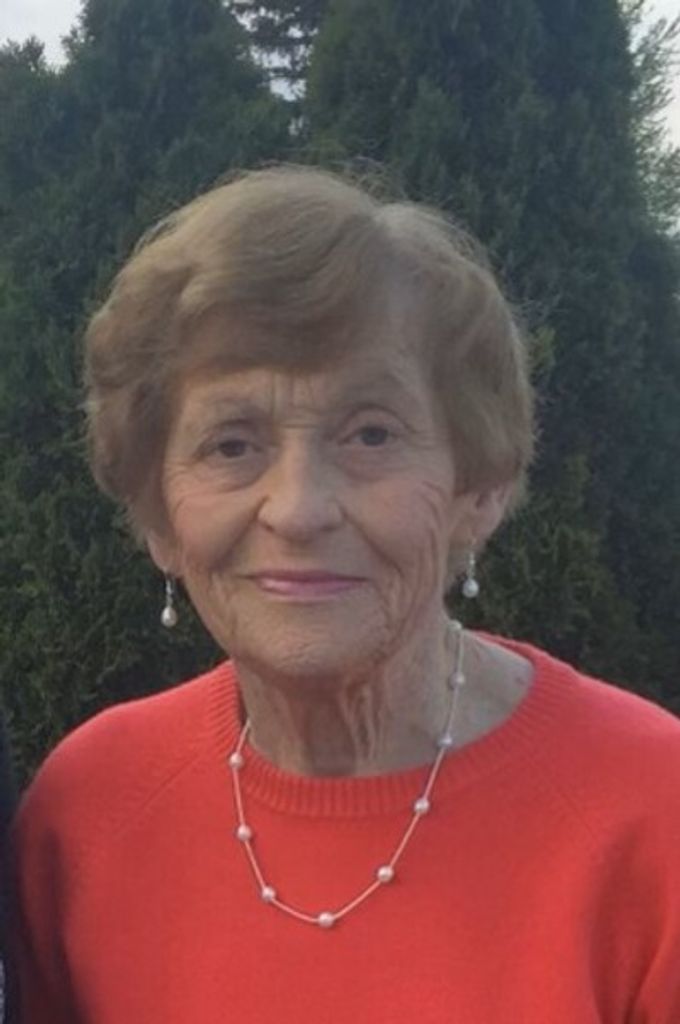 Mary Macdonald Profile Photo