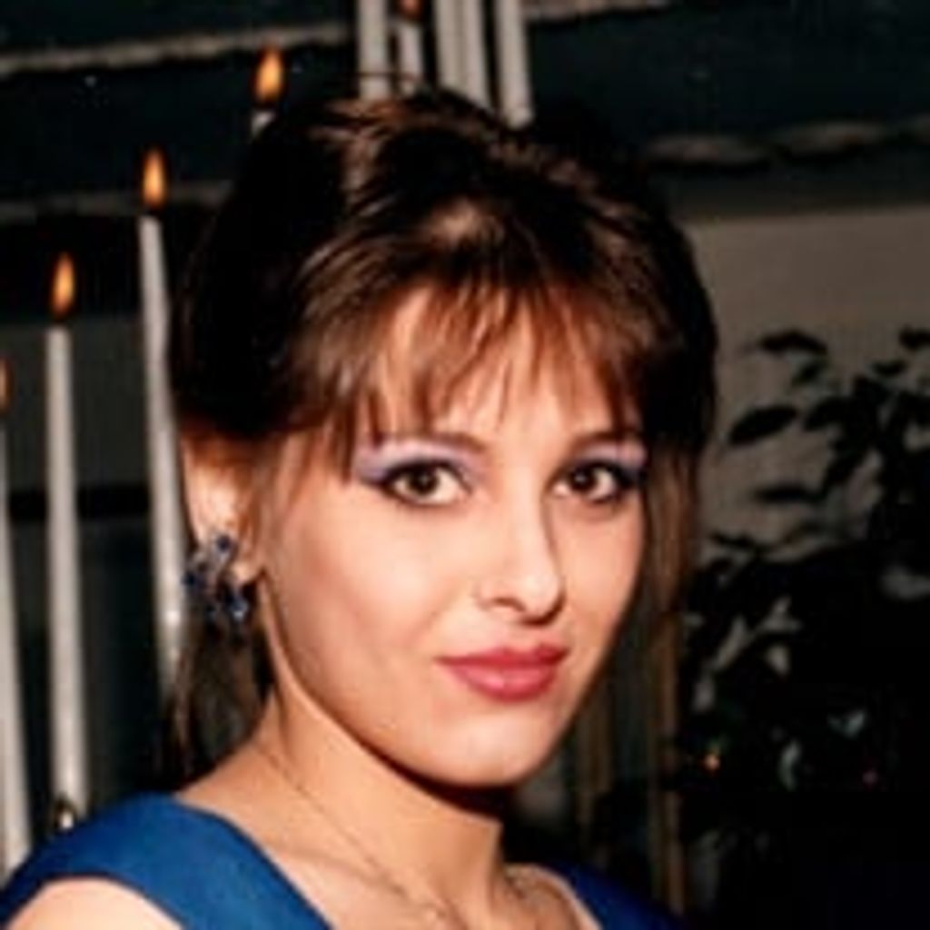 Ms. Tania Aurora Cergnul (Singer)