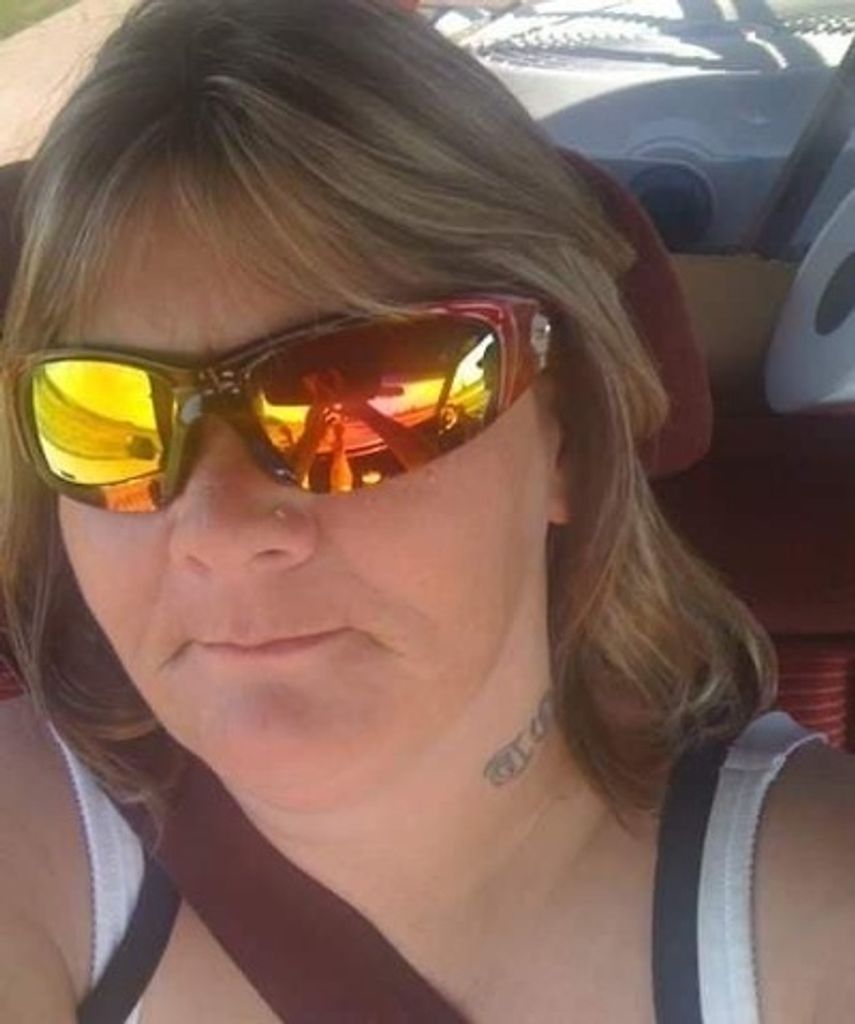 Teri Leann Roach Profile Photo