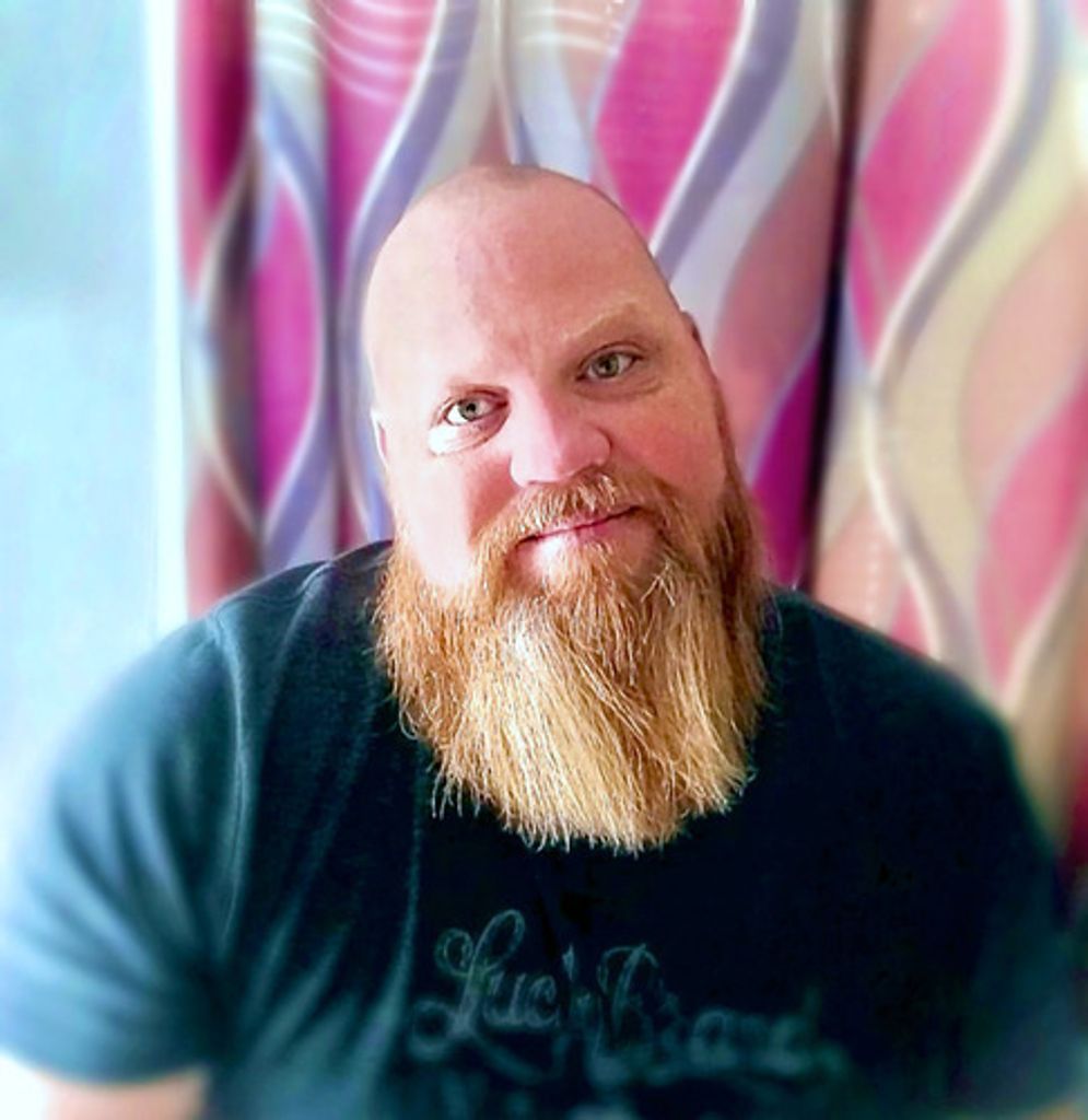 Lee Charles Cox Profile Photo