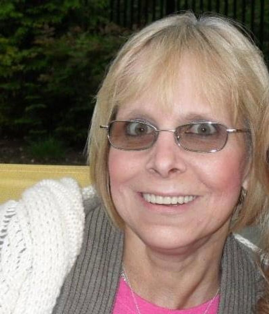 Michele (Nowak)  Warren Profile Photo