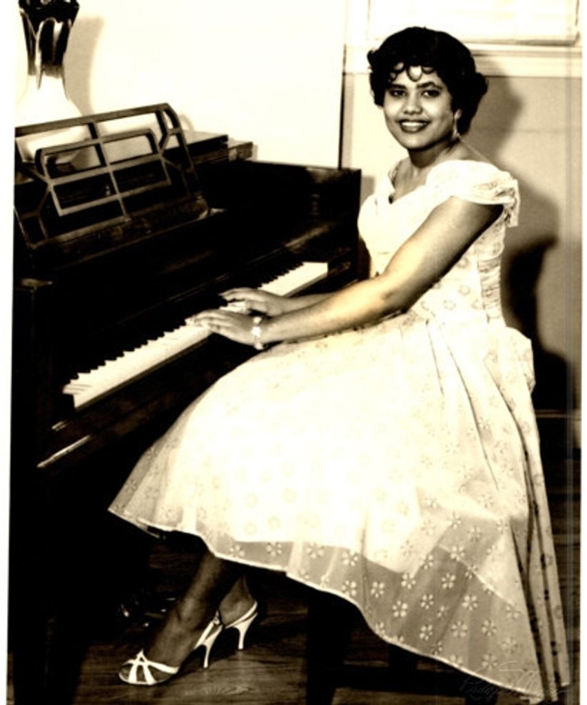 Elaine La Rose Heath Profile Photo