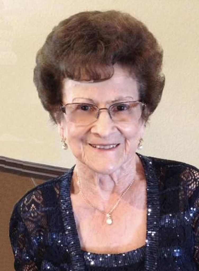Alma Hostetler Profile Photo